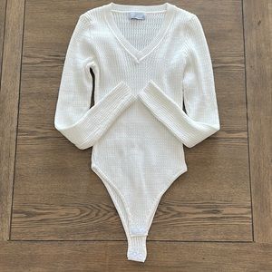 White Sweater Bodysuit 🤍 Living my Best Style X Pink Lily